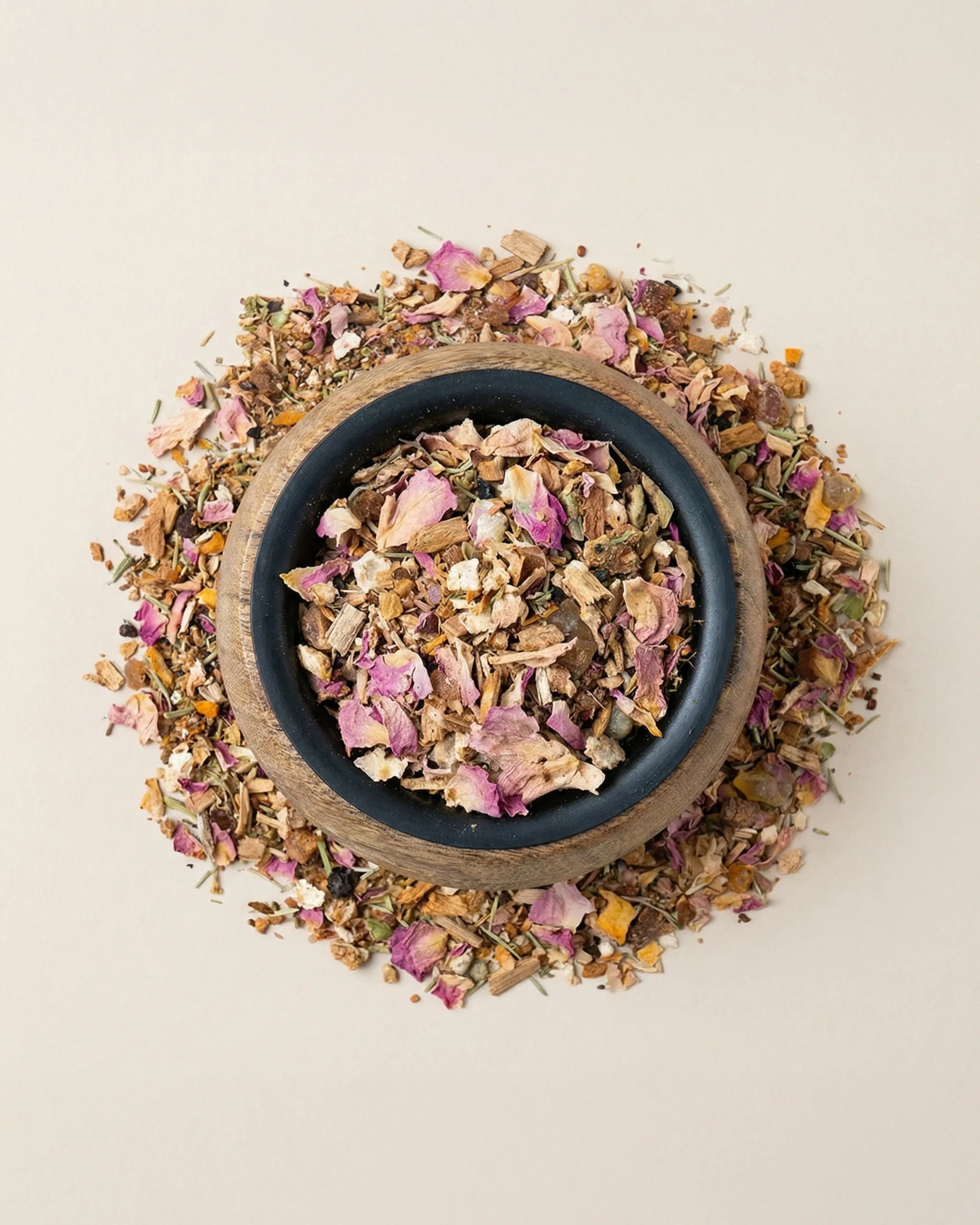 Blend botanic Nireya - amestec aromatic cu petale de trandafir si radacini pentru ritual de fumigatie