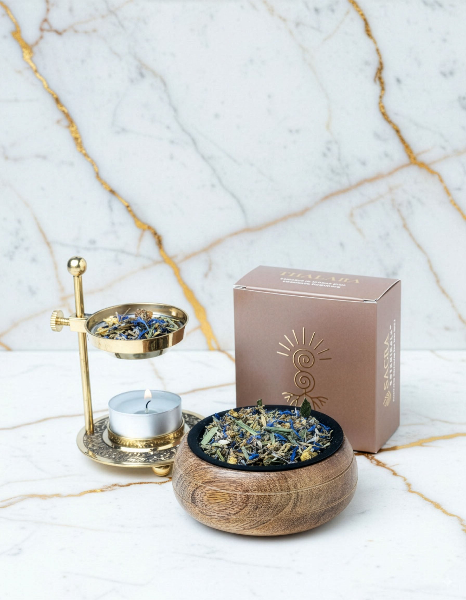 Blend botanic Thalara pentru fumigatie, prezentare ritualica cu suport metalic, lumanare si bol din lemn