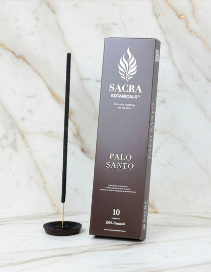 Betisor aromatic Palo Santo Sacra Botanicals, prezentare produs cu ambalaj