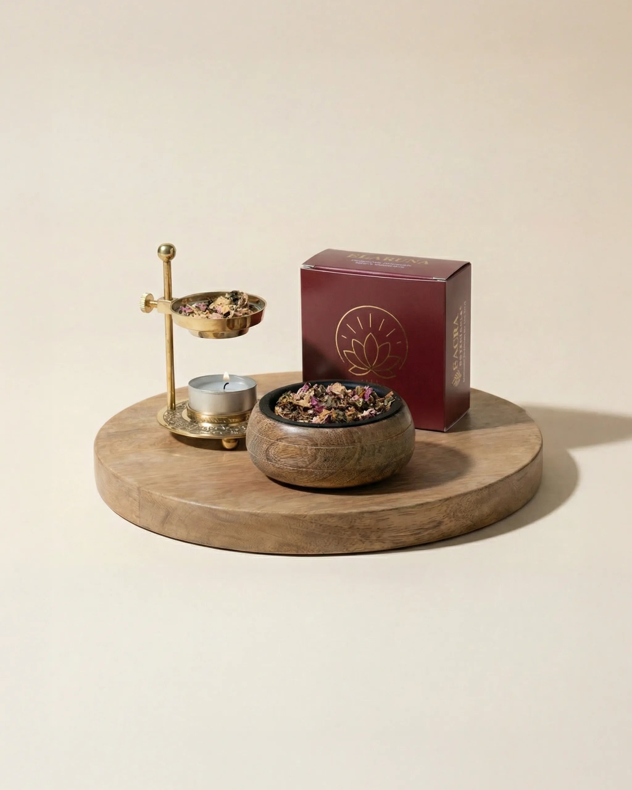Blend botanic Elaruna - compozitie ritual cu arzator de alama, bol de lemn si cutie Sacra Botanicals