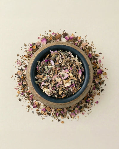 Blend botanic Elaruna - amestec aromatic cu petale de trandafir si plante pentru ritual de fumigatie