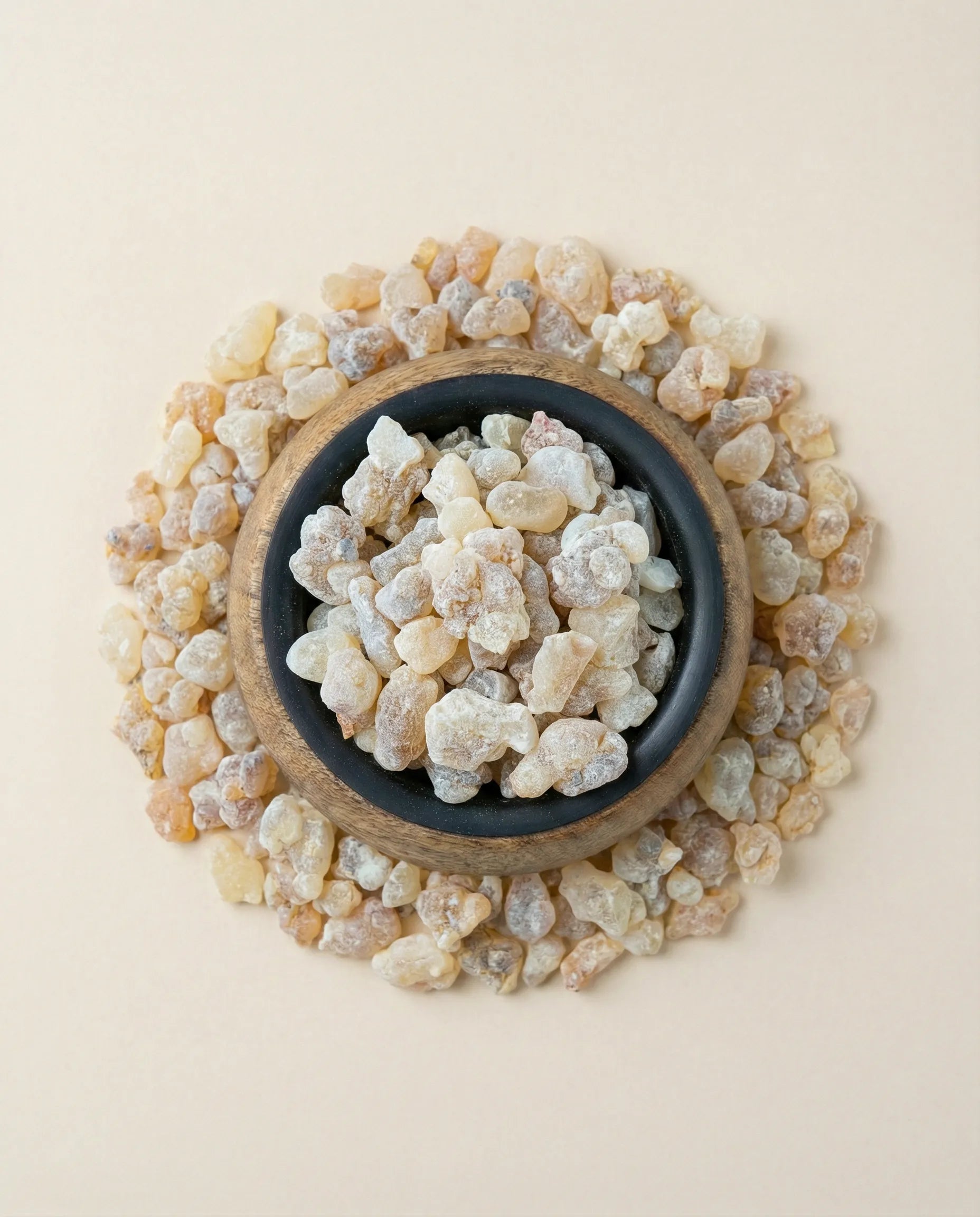 Tamaie Boswellia Sacra Amber - rasini naturale in bol de lemn pentru ritual de fumigatie